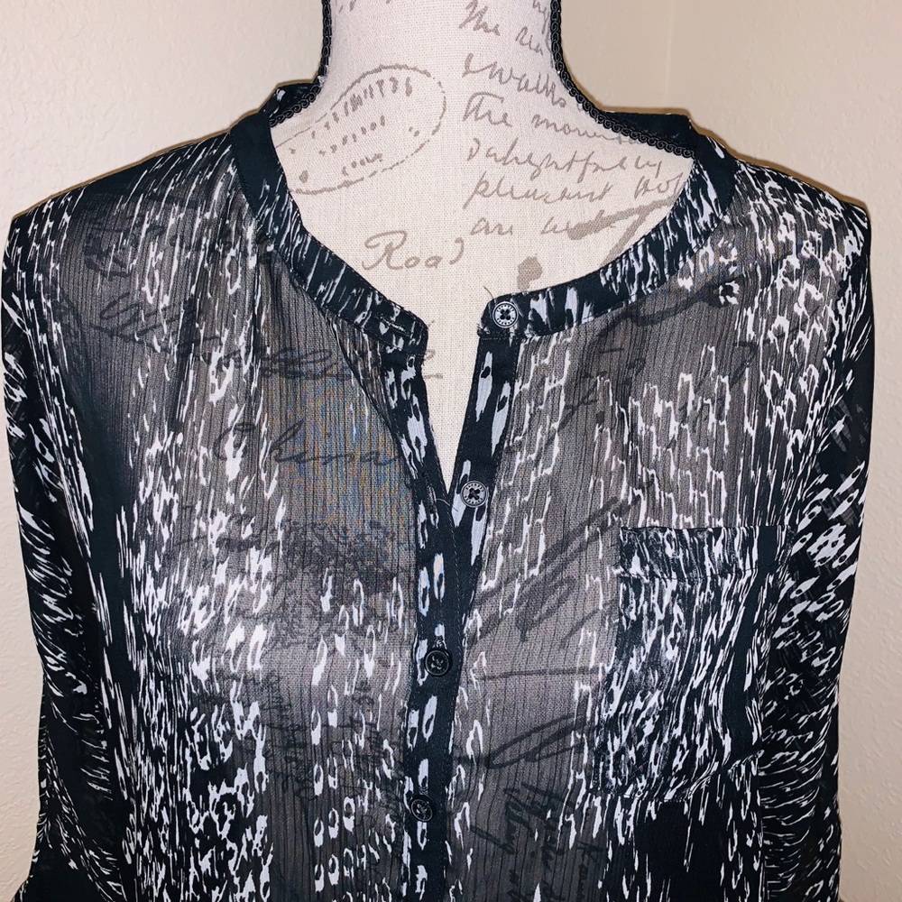 Express Top - Picture 2 of 5